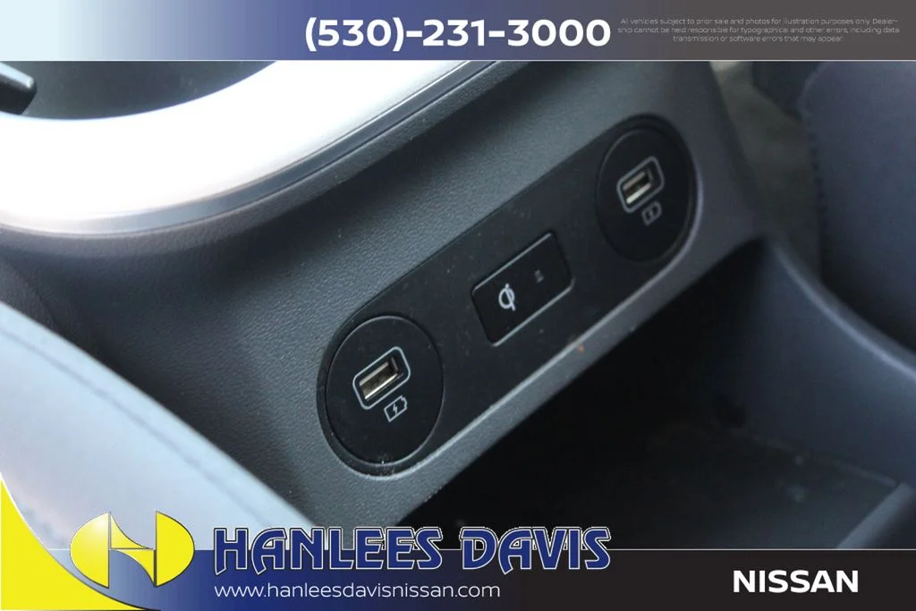 Used 2024 Gray Hyundai SEL image 16
