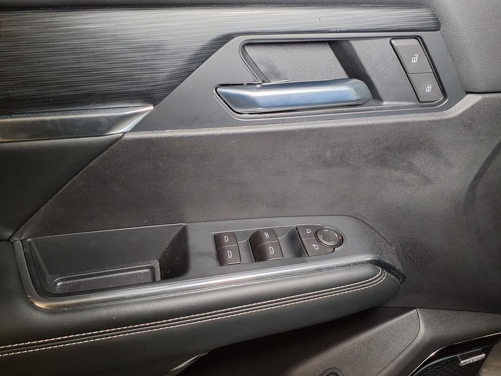 2026 GMC Acadia Elevation - Photo 12