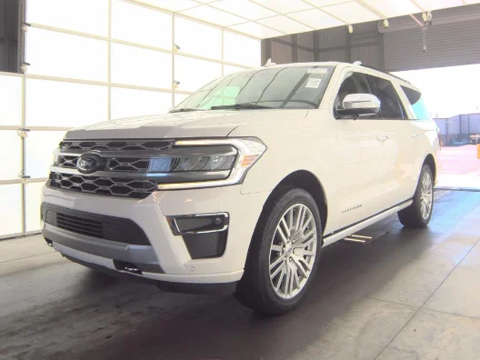 Used 2023 White Metallic Ford Platinum image 15