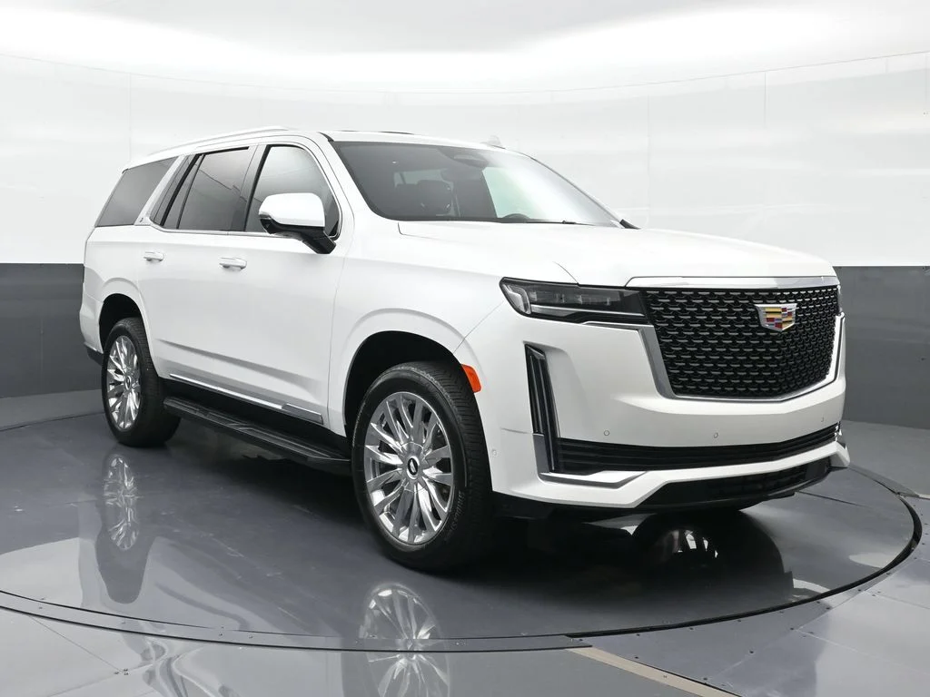 Used 2024 White Cadillac Premium Luxury image 12