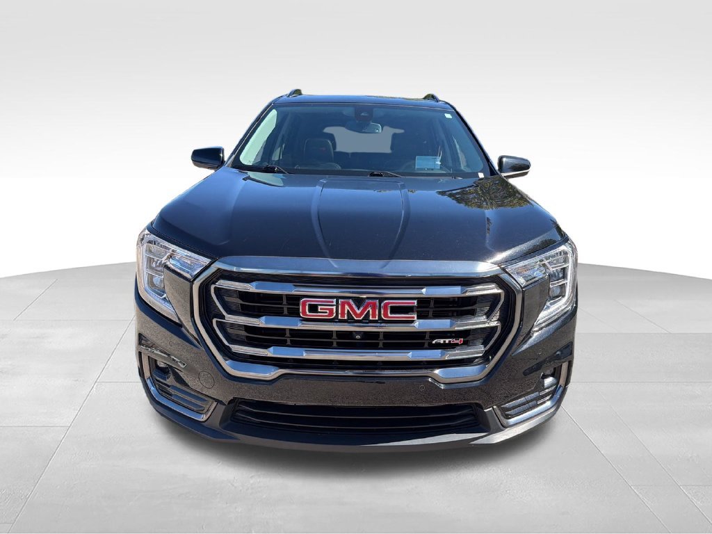 Used 2022 Black GMC AT4 image 8
