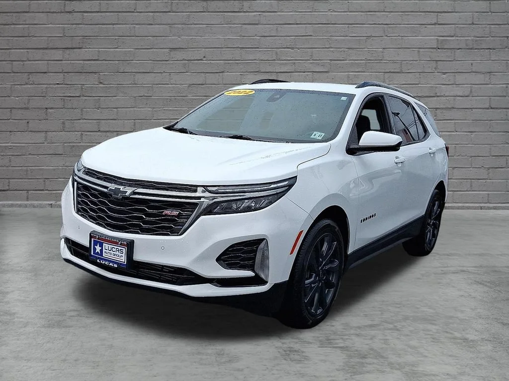 Used 2022 Summit White Chevrolet RS image 5