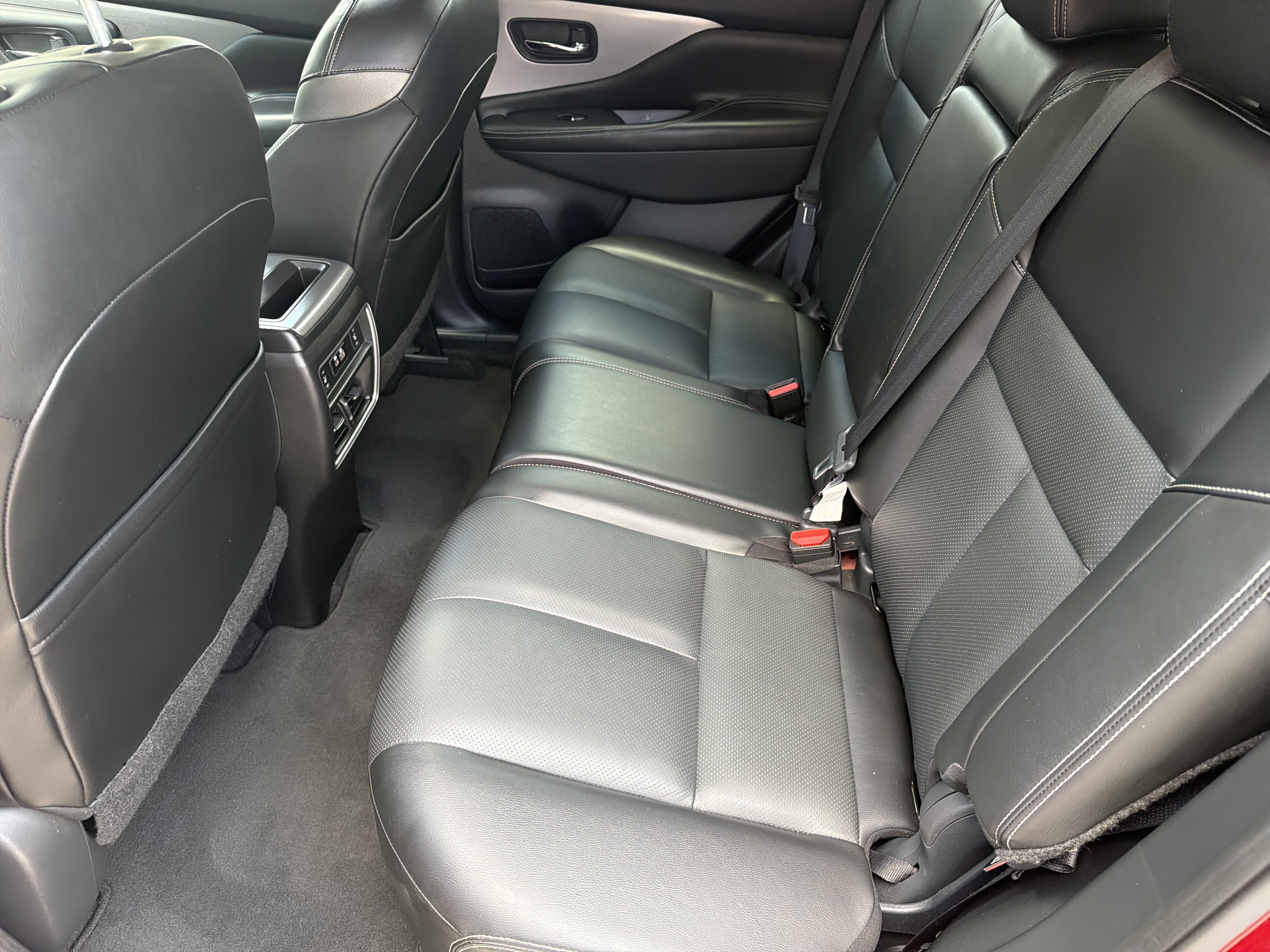 Used 2022 Scarlet Ember Tintcoat Nissan SL image 20