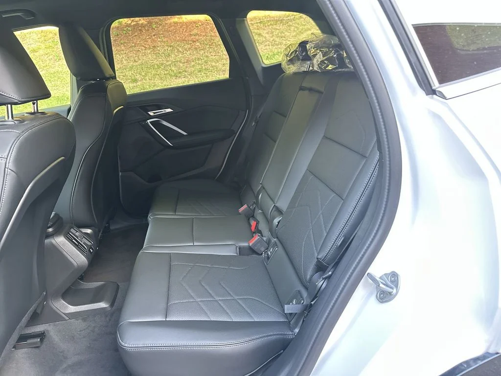 Used 2026 White BMW xDrive28i image 25