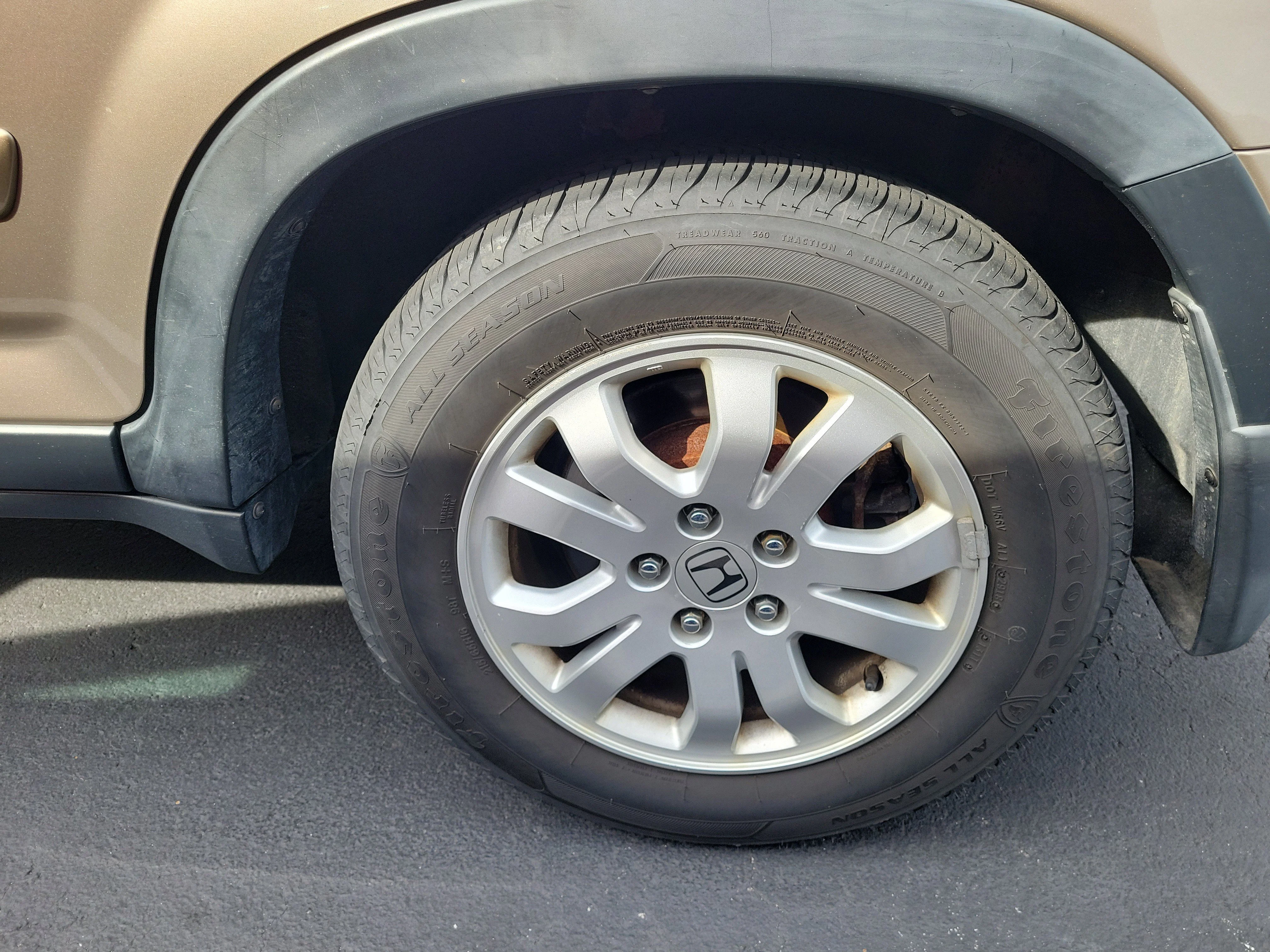 Used 2006 Sahara Sand Metallic Honda SE image 5