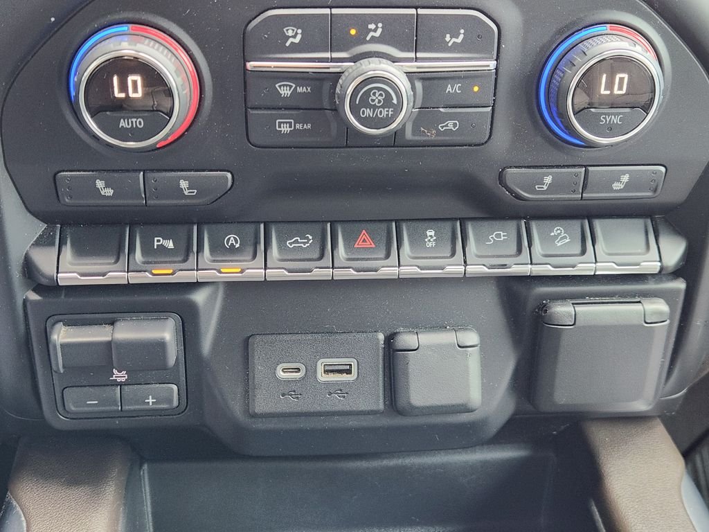 Used 2019 Shadow Gray Metallic Chevrolet RST image 20
