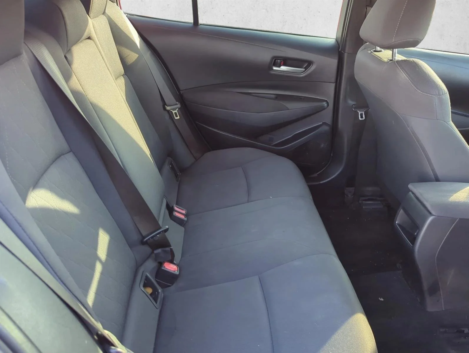 Used 2020 Barcelona Red Metallic Toyota LE image 22