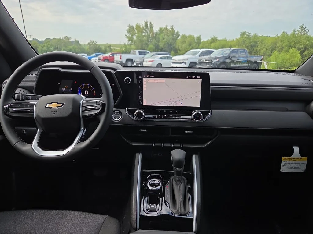 2026 Chevrolet Colorado Work Truck - Photo 10