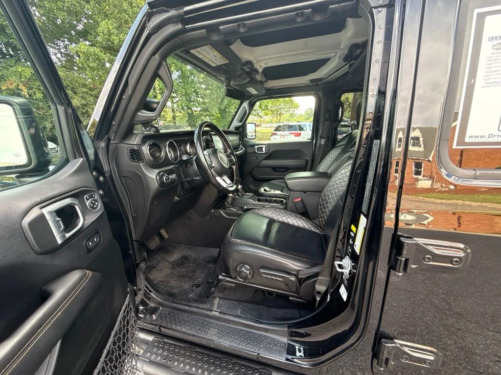 Used 2021 Black Jeep Overland image 16