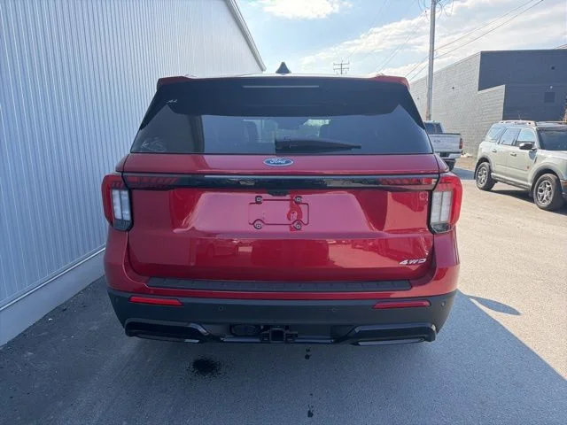 New 2026 Rapid Red Metallic Tinted Clearcoat Ford ST-Line image 18