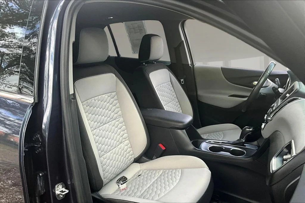 Used 2019 Storm Blue Metallic Chevrolet LT image 27
