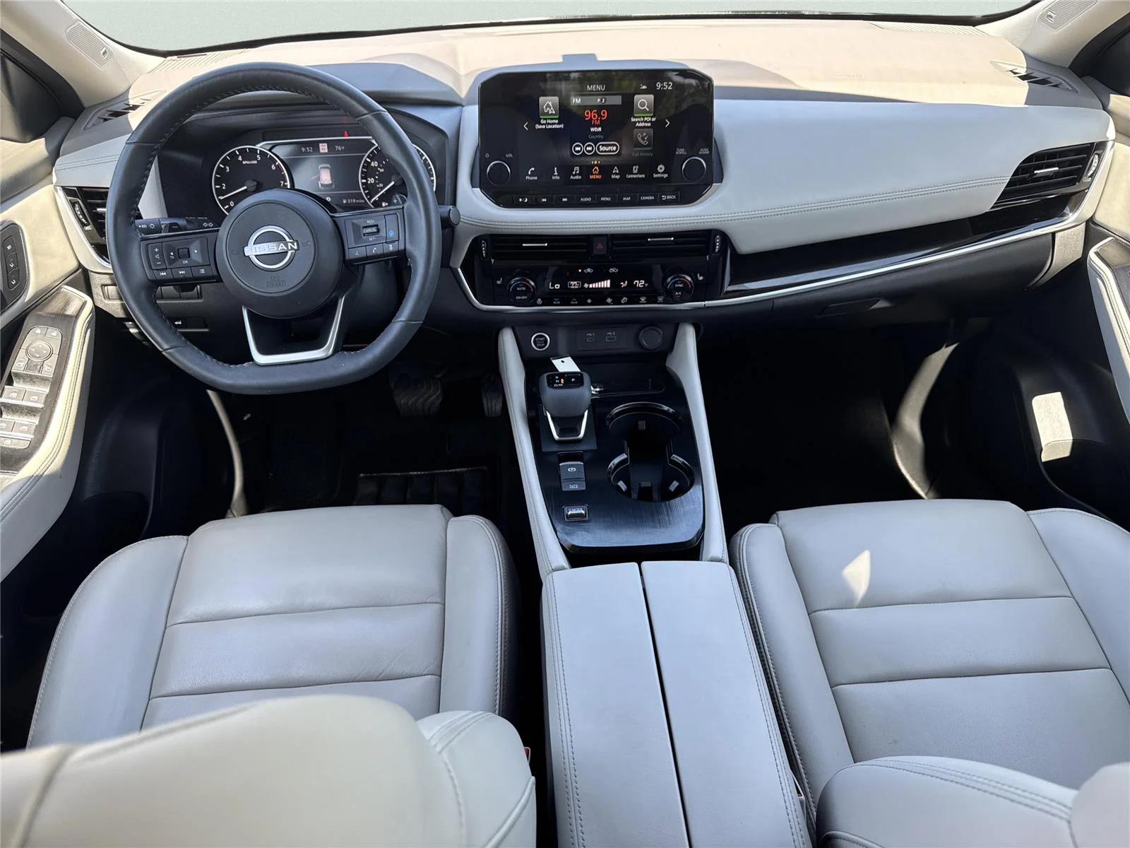 Used 2023 Super Black Nissan SL image 13