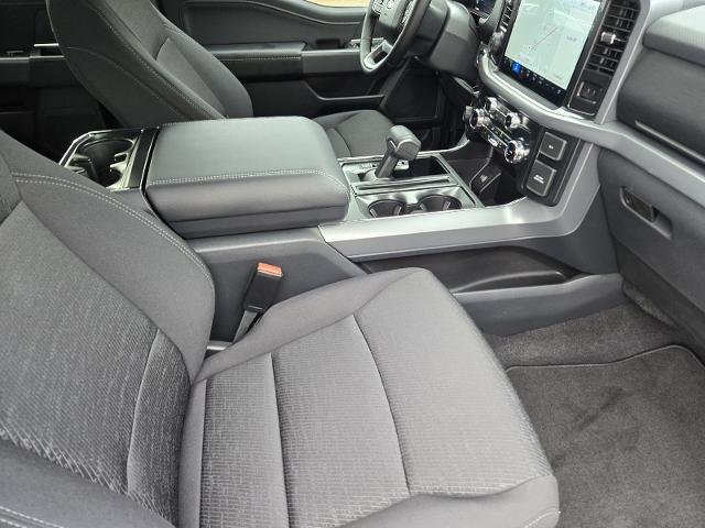New 2026 Oxford White Ford XLT image 29