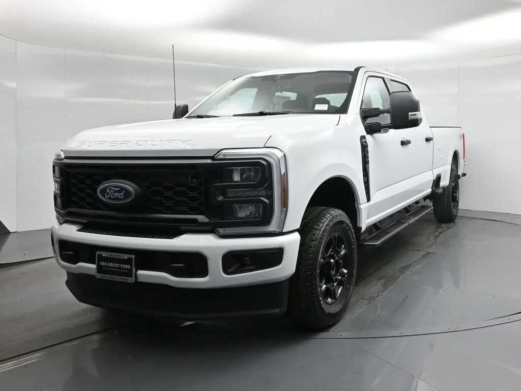 New 2026 Oxford White Ford XL image 48