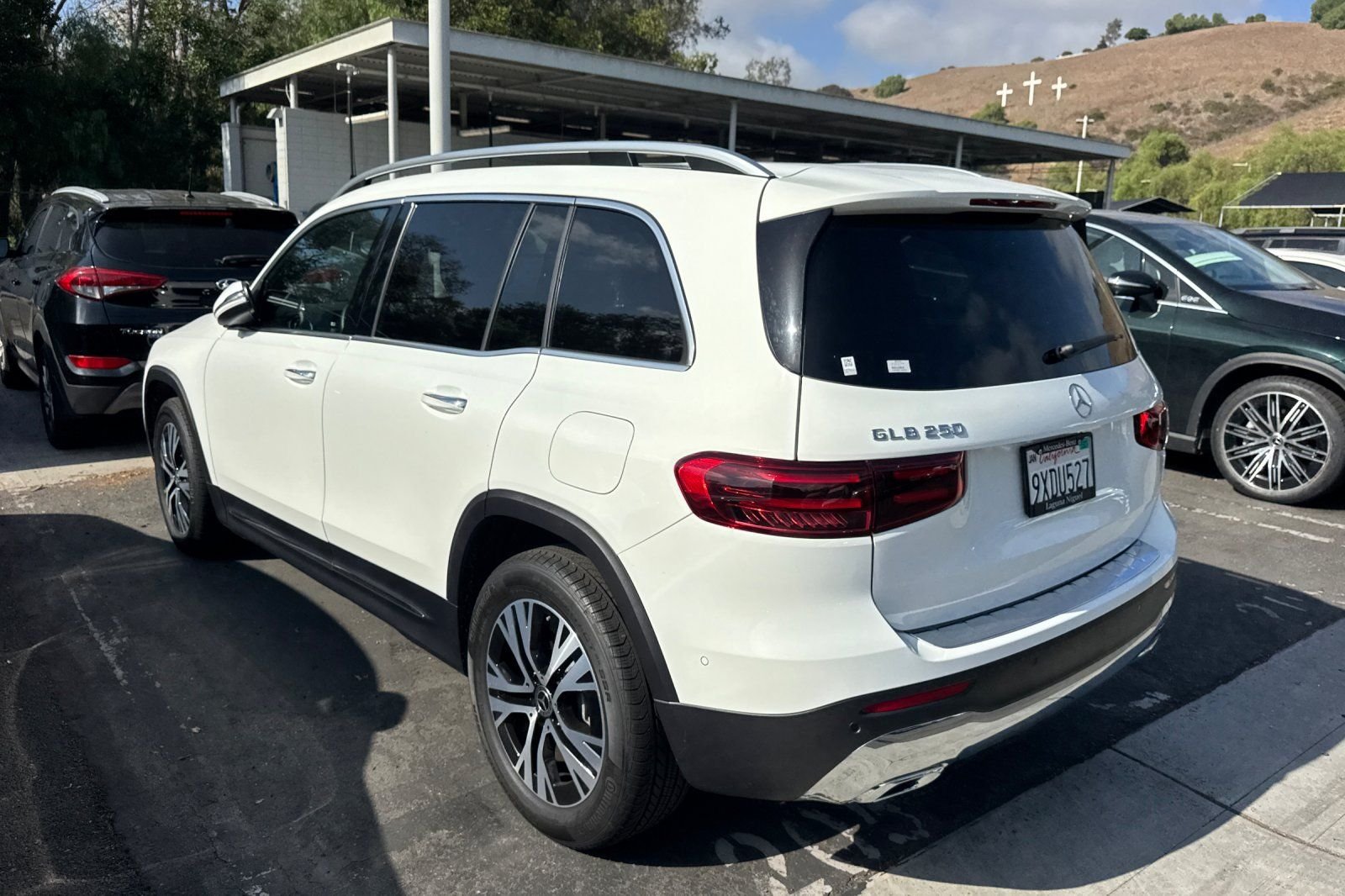 Used 2026 White Mercedes-Benz GLB 250 image 9