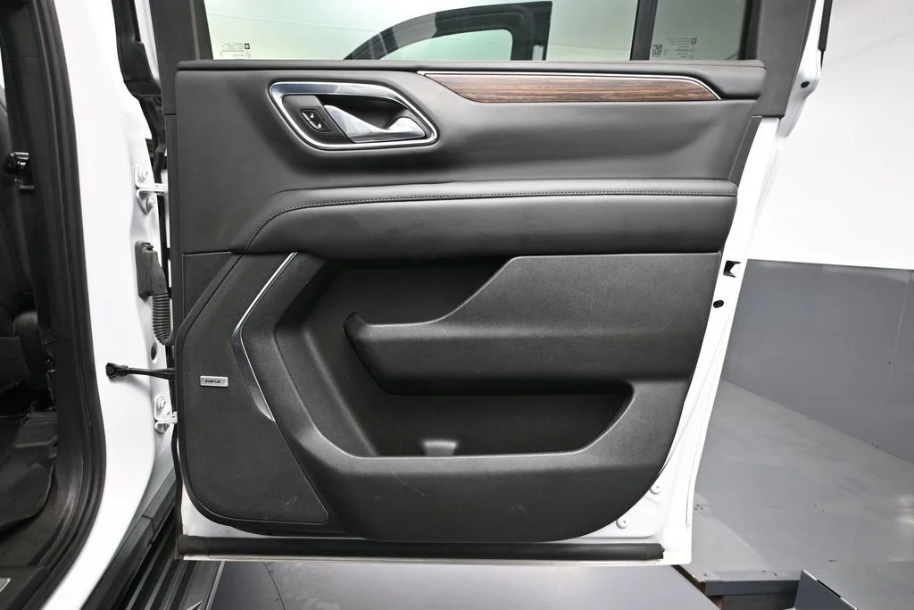 Used 2021 White Chevrolet High Country image 52