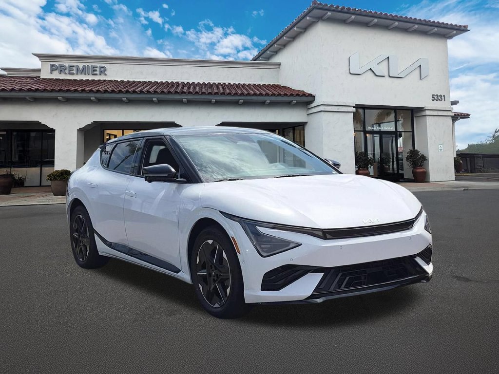 New 2026 Glacial White Pearl / Black Ro Kia GT-LINE image 2