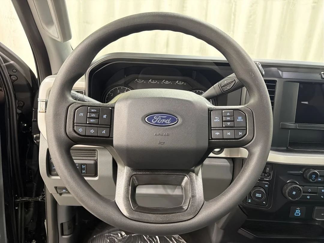 New 2027 Agate Black Metallic Ford F-350® XL image 16