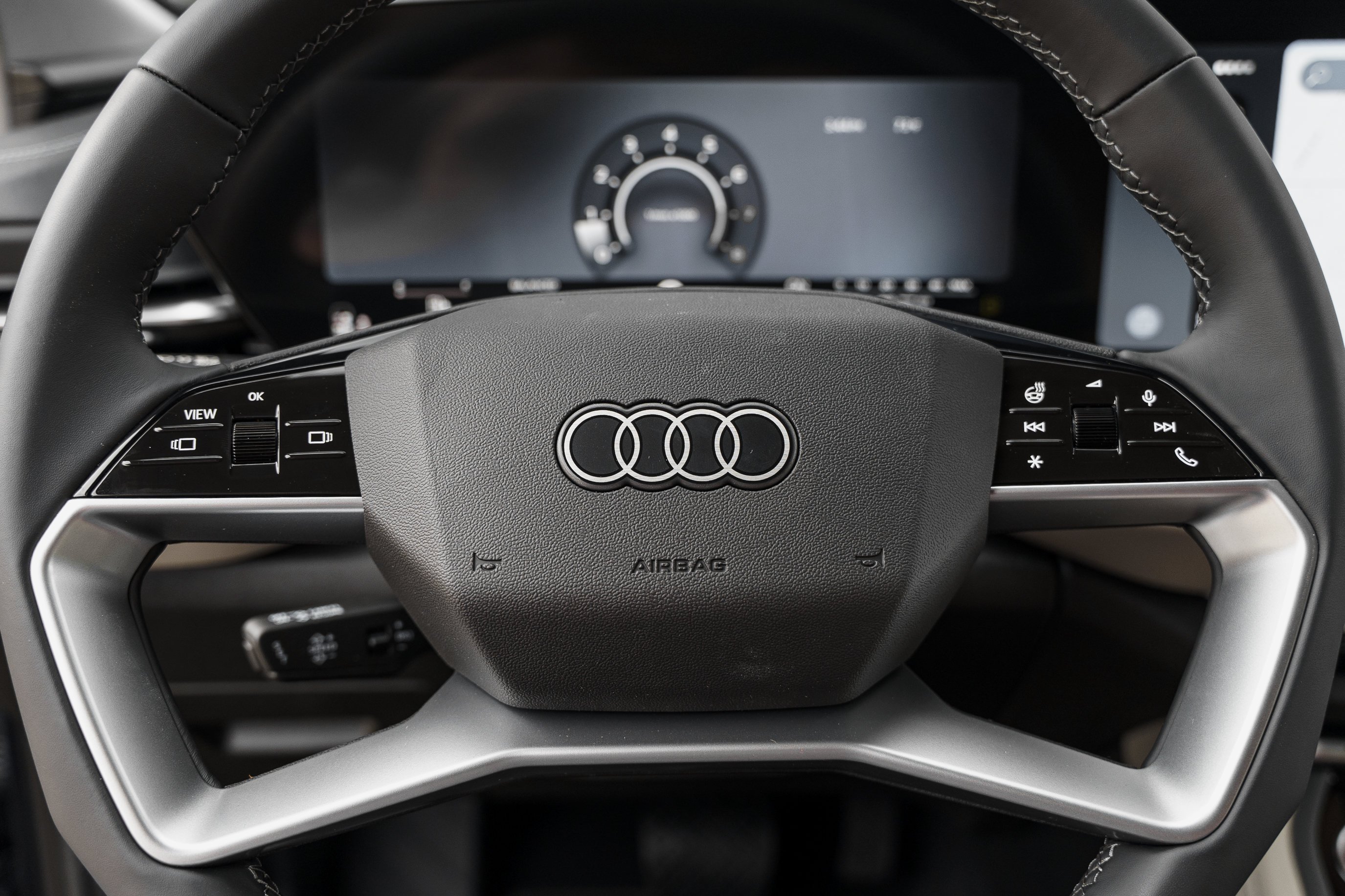 New 2026 NAVARRA BLUE Audi Premium Plus image 14