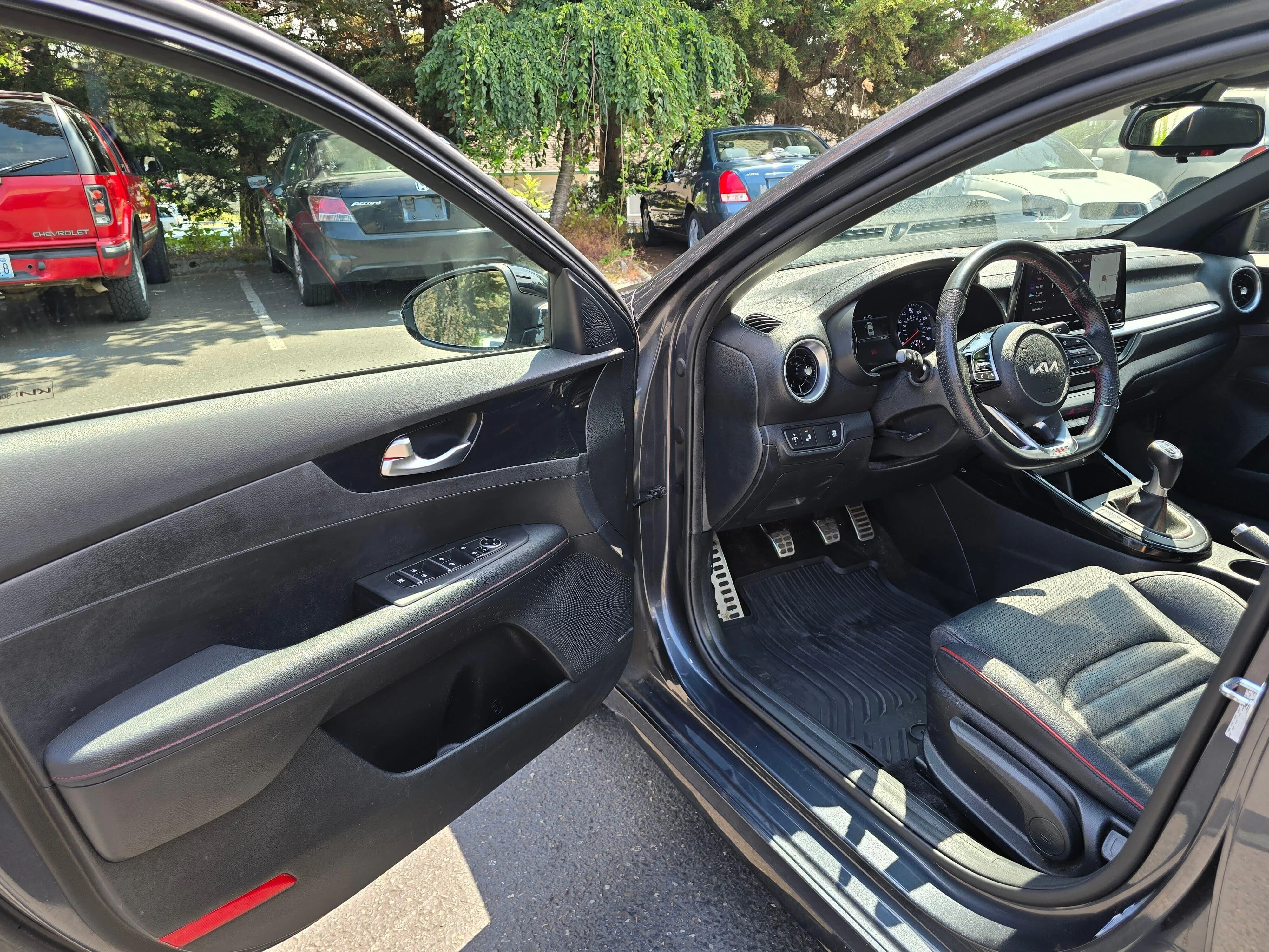 Used 2023 Gray Kia GT image 7