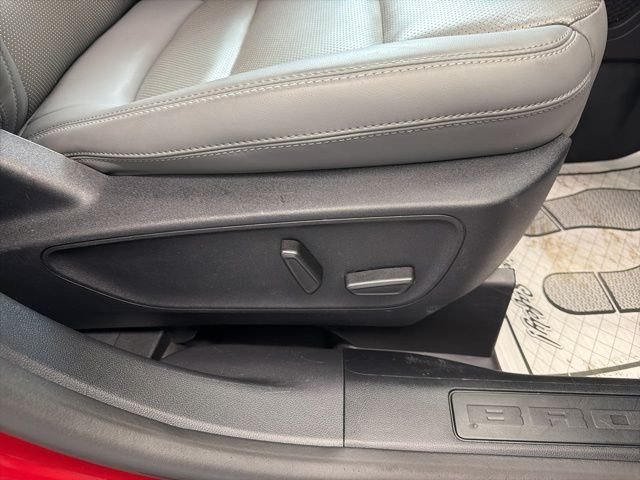 Used 2025 Red Ford Badlands image 10