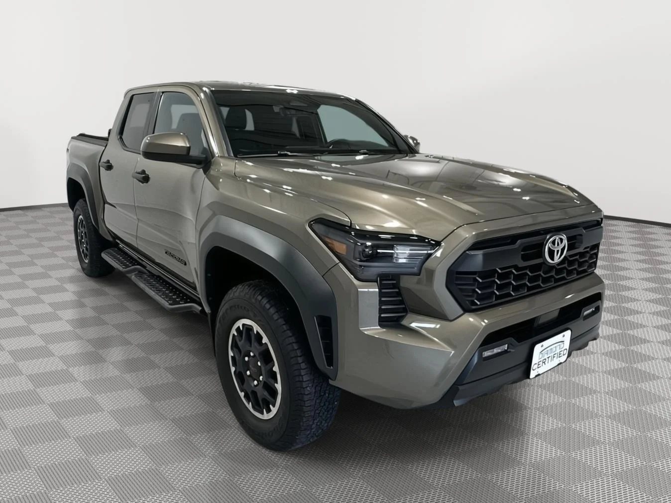 Used 2024 Bronze Oxide Toyota SR5 image 7