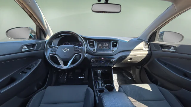 Used 2018 Black Hyundai Value image 16