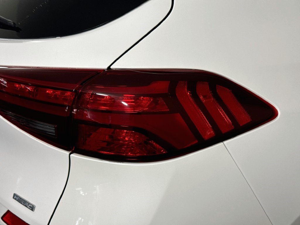 Used 2019 White Pearl Hyundai Limited image 30