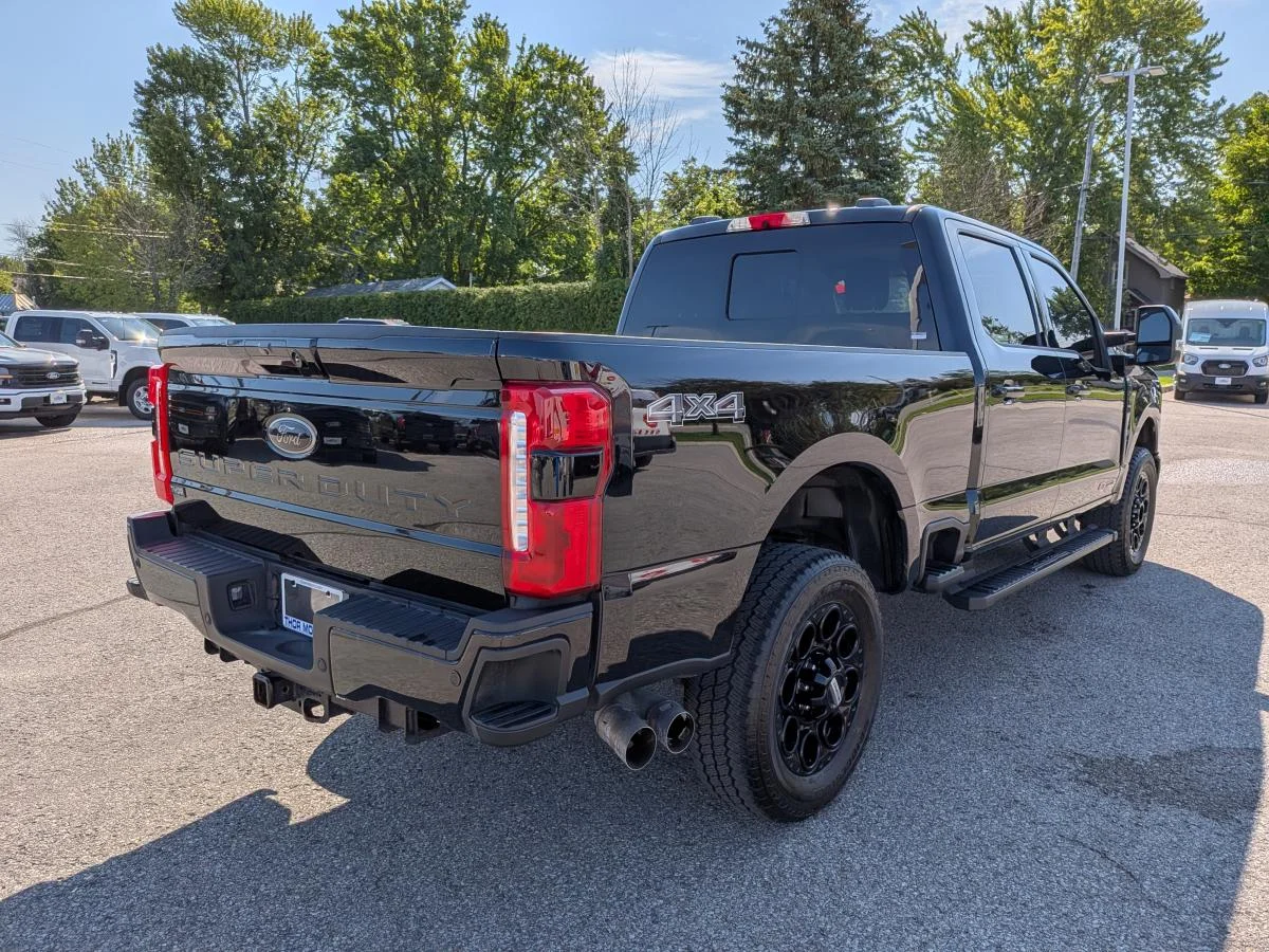Used 2024 Black Ford Xl 4wd Crew Cab image 5