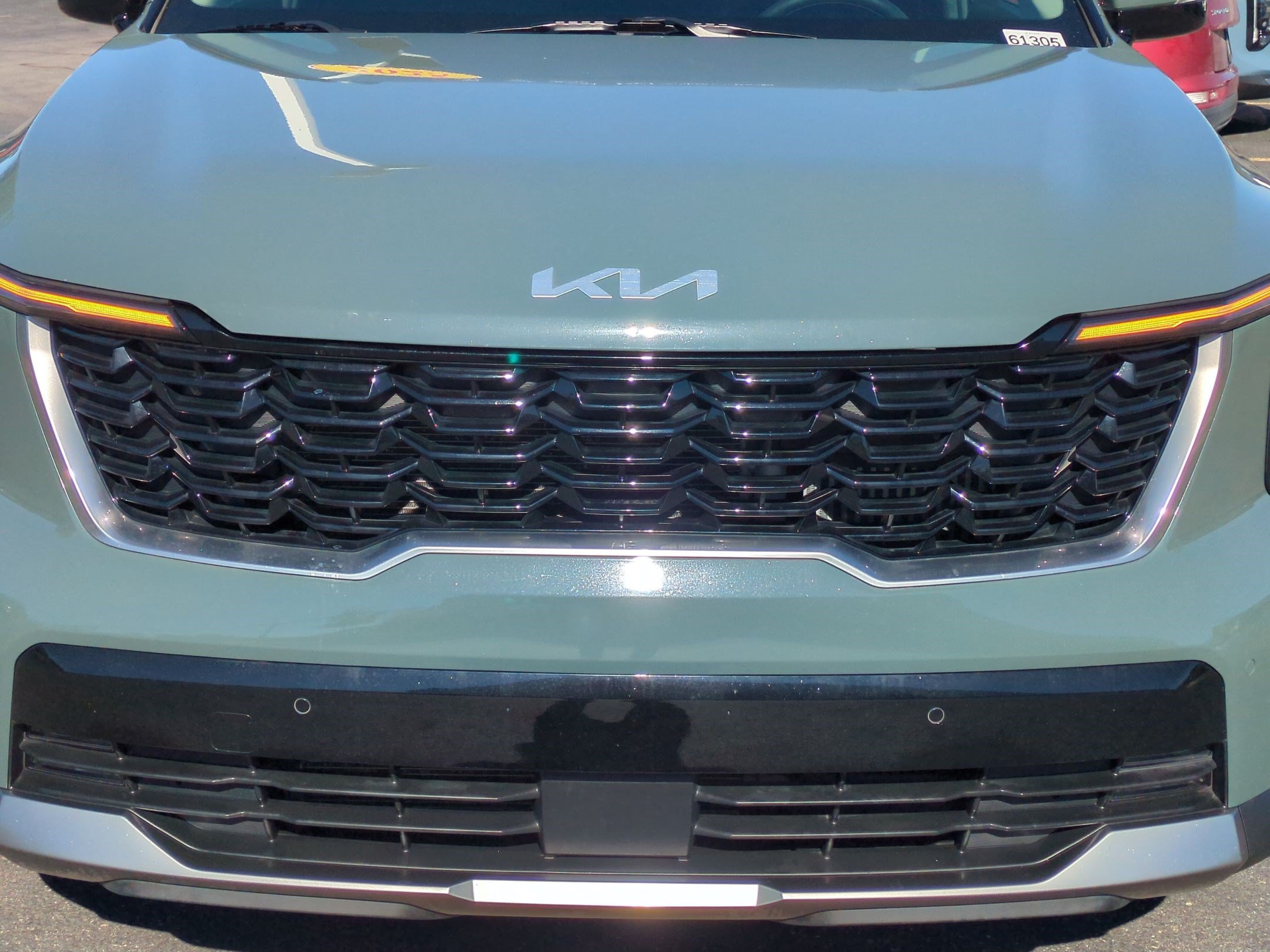 Used 2025 Cityscape Green Kia EX image 9