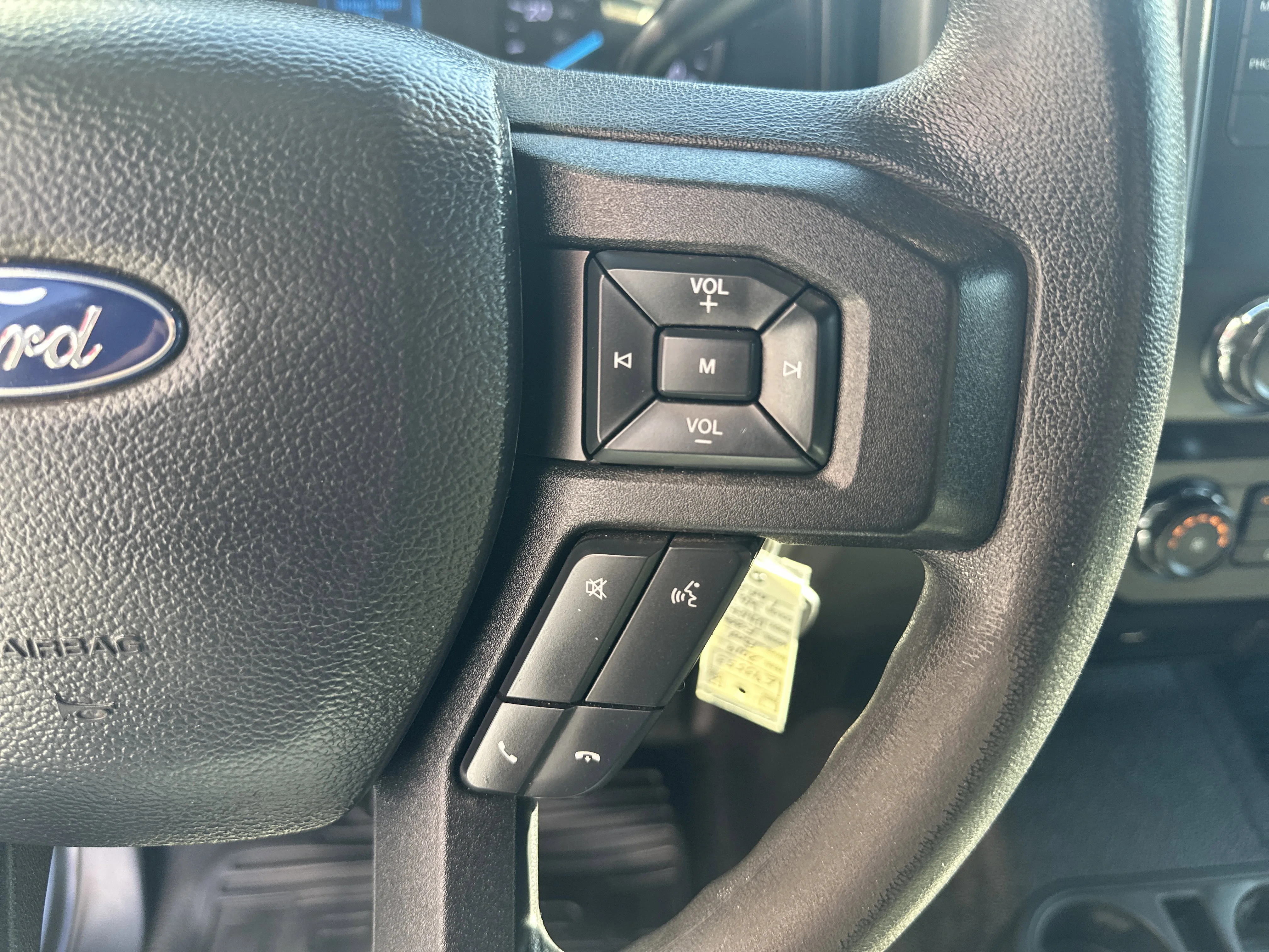 Used 2019  Ford  image 12