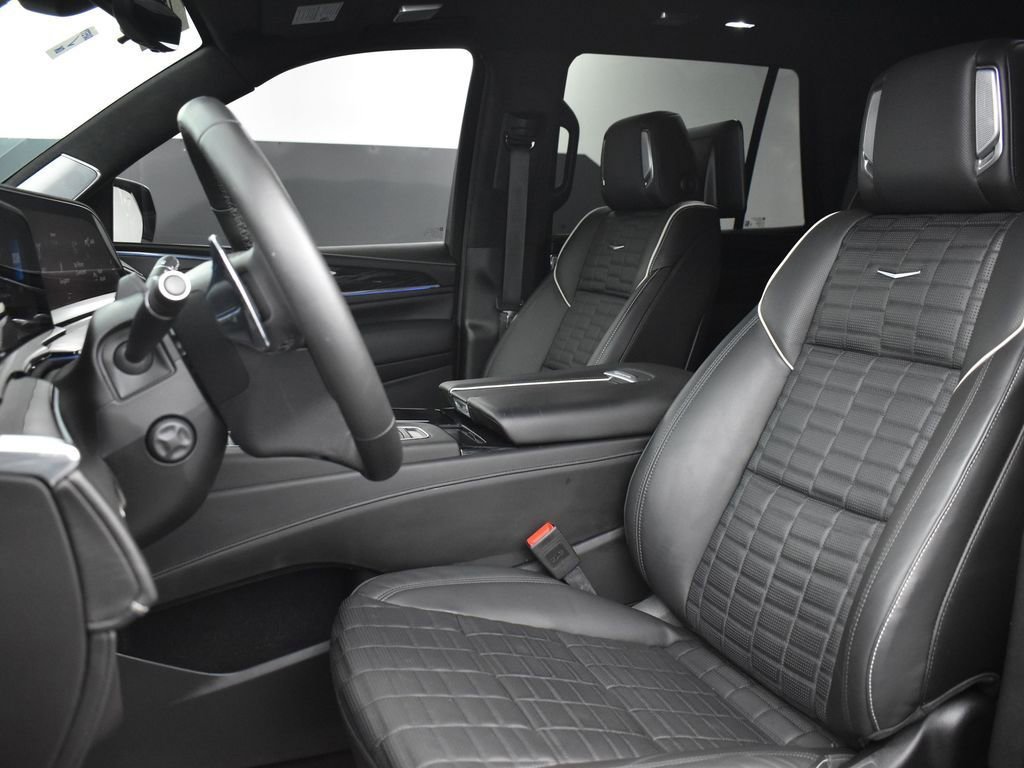 2024 CADILLAC ESCALADE - Image 11