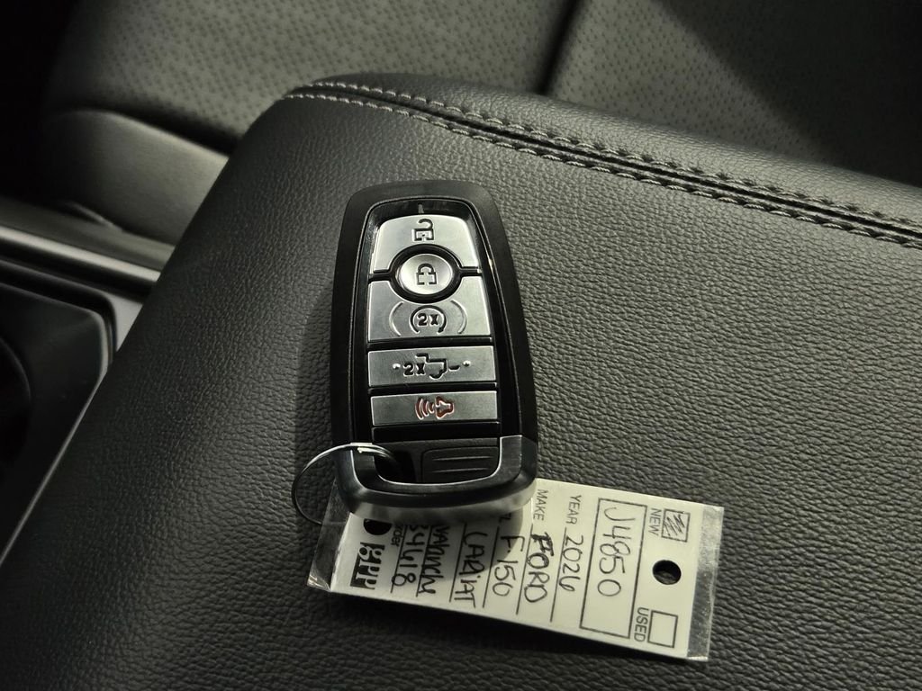 New 2026 Avalanche Ford Lariat® image 40