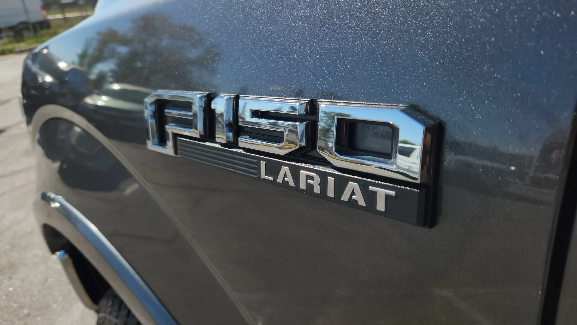 Certified Used 2018 Magnetic Ford LARIAT image 14