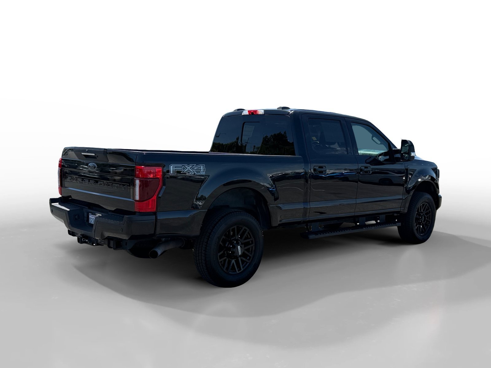 Used 2020 Black Metallic Ford Lariat image 5