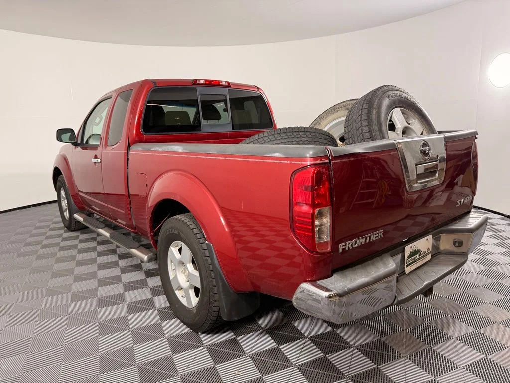 Used 2012 Red Nissan SV image 9