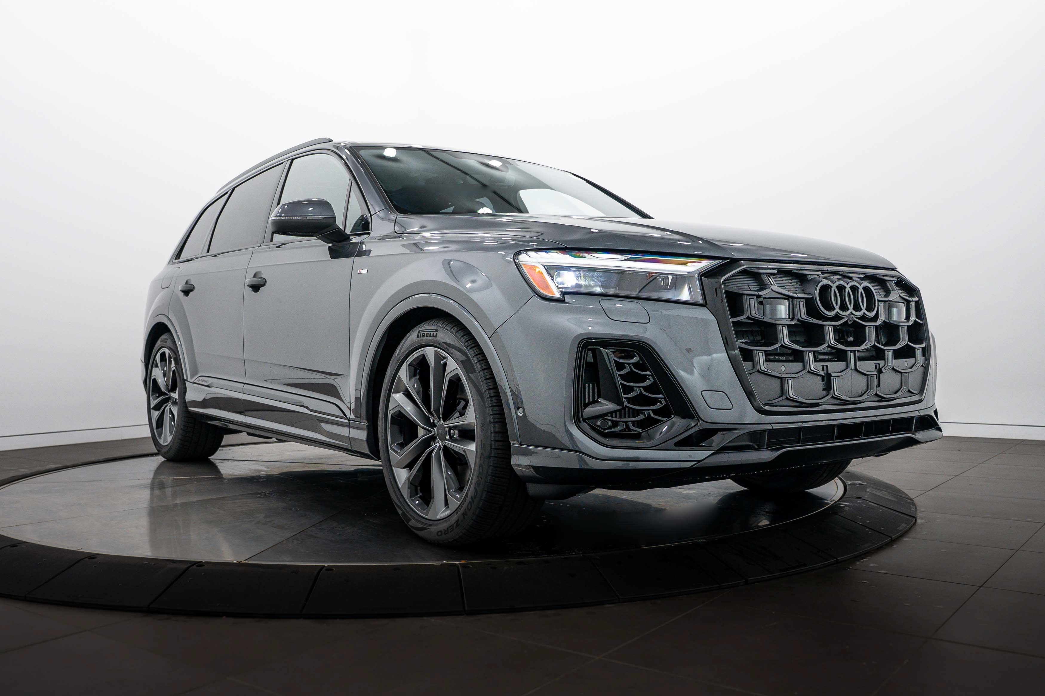 New 2026 Daytona Gray Audi S line Prestige image 2