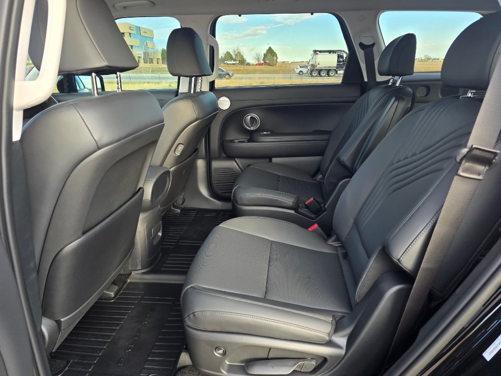 New 2026 Abyss Black Pearl Hyundai SEL Premium 7P image 14