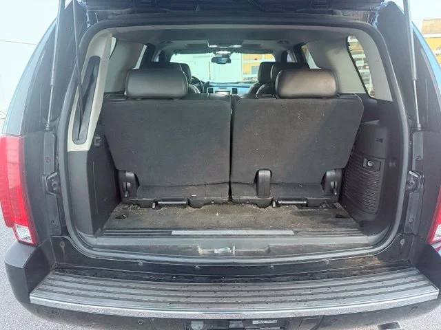 Used 2008 Black Cadillac Base image 5
