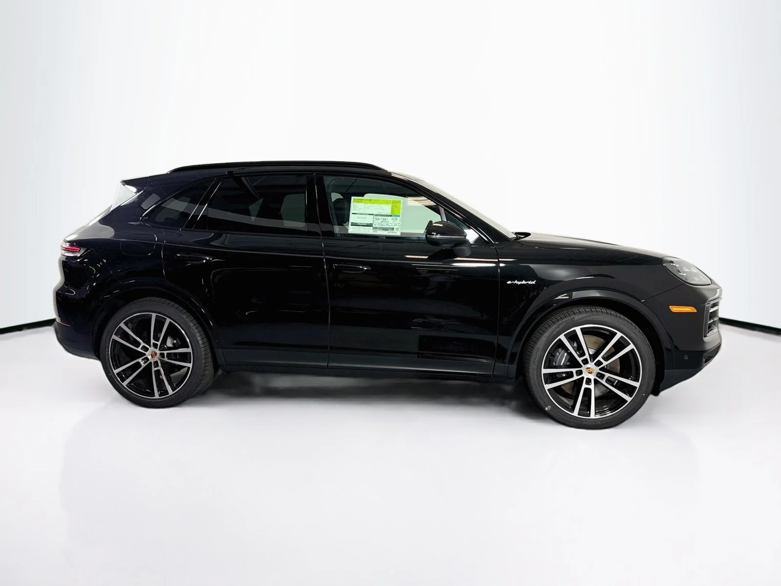 New 2026 Chromite Black Metallic Porsche E-Hybrid image 8