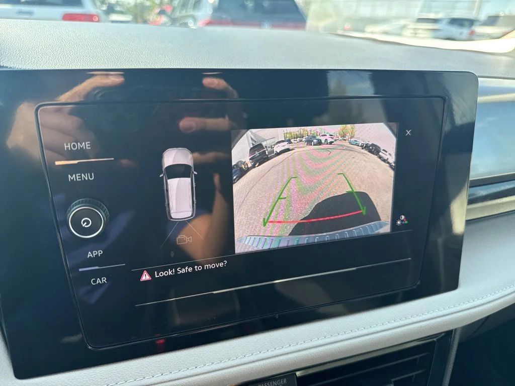 2025 Volkswagen Taos S - Photo 43