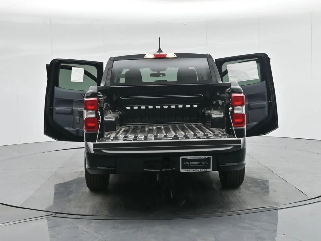 New 2025 Black Ford Lobo Standard image 62