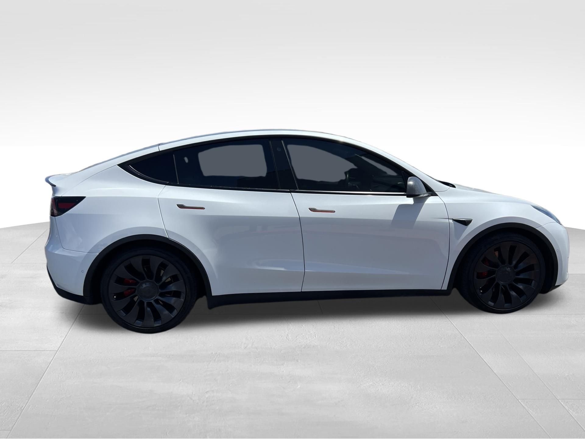 Used 2022 White Tesla Performance image 4