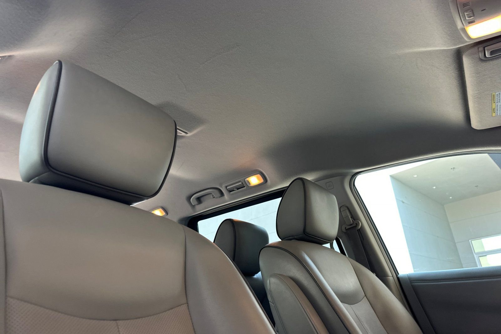 Used 2015 Silver Nissan 3.5 SL image 19