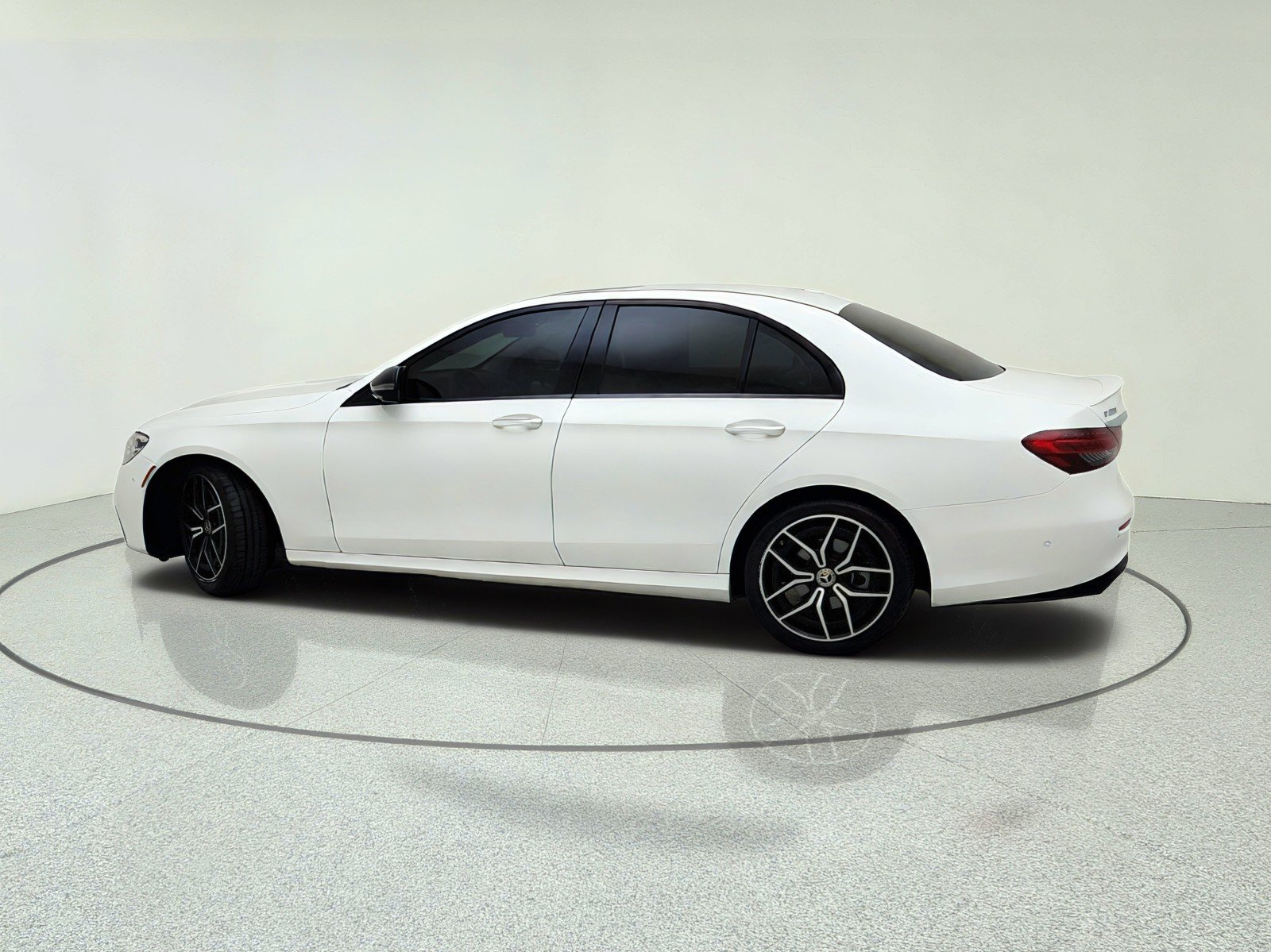 Certified Used 2022 Polar White Mercedes-Benz E 350 image 13