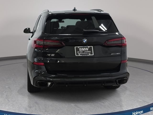 Used 2022 Black Sapphire Metallic BMW xDrive40i image 7