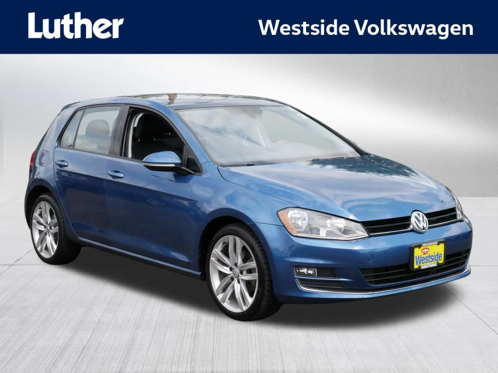 2015 Volkswagen Golf TDI S 4-door's photo