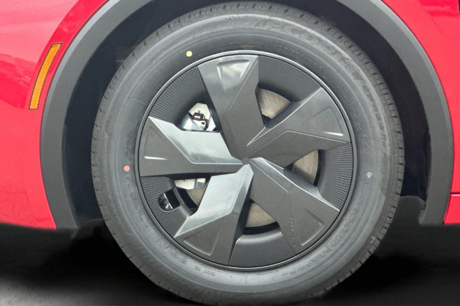 2026 Toyota Prius Plug-in Hybrid SE - Photo 25