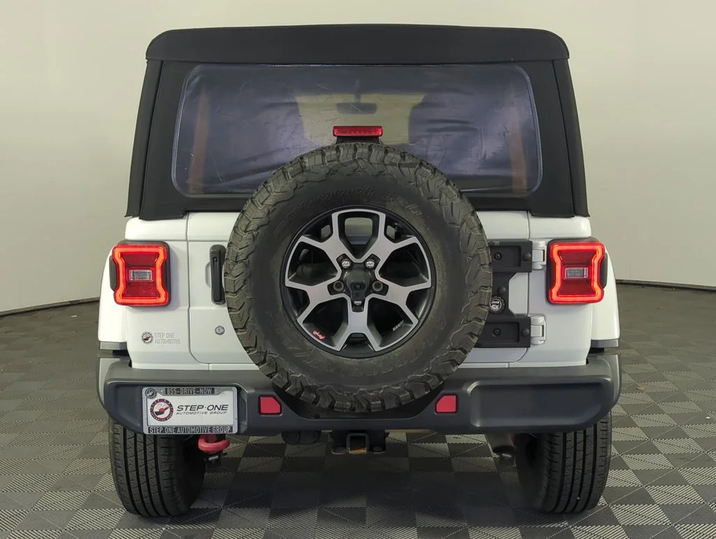 Used 2019 White Jeep Unlimited Rubicon image 5
