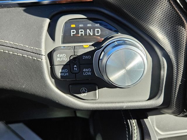 New 2026 Diamond Black Crystal Pearl-Coat Exterior Paint RAM Limited image 21